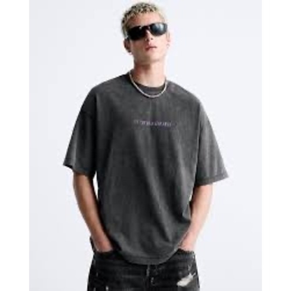 Zara Men's Oversized Washed Charcoal Grey Graphic T-Shirt – Size S